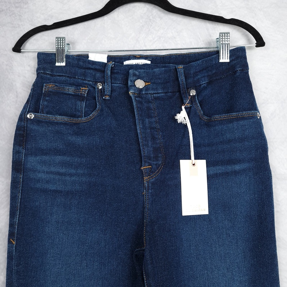 Good American Skinny Jeans in Dark Blue Wash - Picture 2 of 16